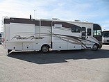 2004 Fleetwood Pace Arrow Photo #6