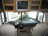 2004 Fleetwood Pace Arrow Photo #9