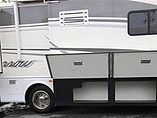 2004 Fleetwood Pace Arrow Photo #6