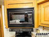 1999 Fleetwood Pace Arrow Vision Photo #18
