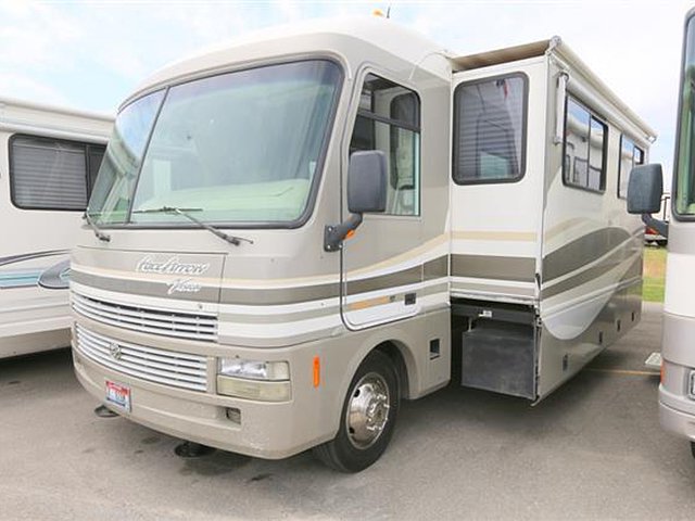 00 Fleetwood Pace Arrow
