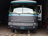 2000 Fleetwood Pace Arrow Photo #2