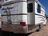2001 Fleetwood Pace Arrow Vision Photo #4