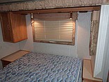 2001 Fleetwood Pace Arrow Vision Photo #22