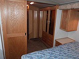 2001 Fleetwood Pace Arrow Vision Photo #23