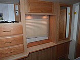 2001 Fleetwood Pace Arrow Vision Photo #24