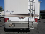 1999 Fleetwood Pace Arrow Photo #20