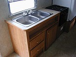 2005 Fleetwood Pioneer Photo #16
