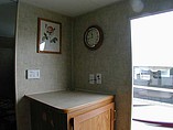 2005 Fleetwood Pioneer Photo #17