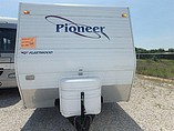 2005 Fleetwood Pioneer Photo #4