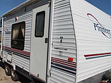 2004 Fleetwood Pioneer Photo #3