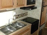 2007 Fleetwood Pioneer Photo #11