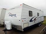 2005 Fleetwood Pioneer Photo #2