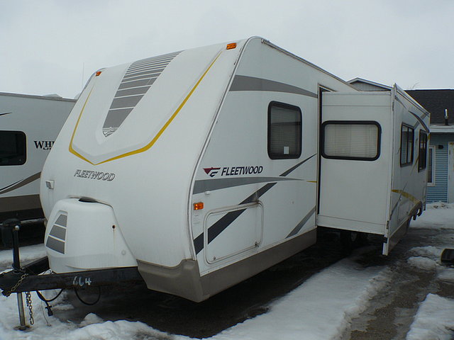 2005 Fleetwood Pegasus Photo