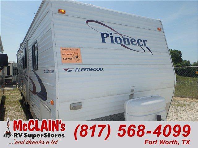 2005 Fleetwood Pioneer Photo
