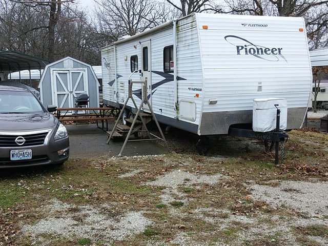 2006 Fleetwood Pioneer Photo