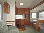 1999 Fleetwood Prowler Photo #11