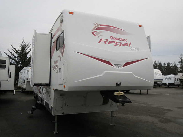 2006 Fleetwood Prowler Photo