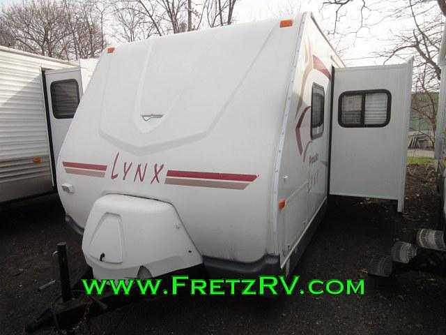 2006 Fleetwood Prowler Lynx Photo