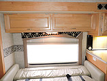 2006 Fleetwood Revolution LE Photo #77