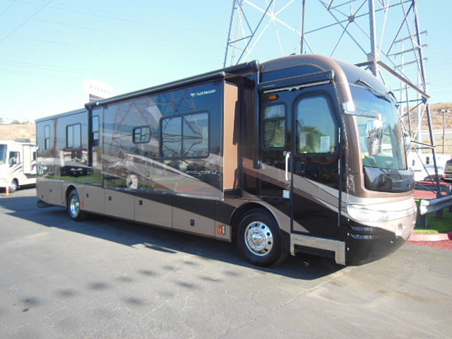 07 Fleetwood Revolution