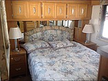 1996 Fleetwood Southwind Photo #2