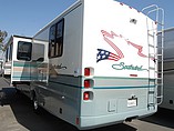 1999 Fleetwood Southwind Photo #3