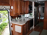 2005 Fleetwood Southwind Photo #2