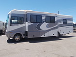 2005 Fleetwood Southwind Photo #3