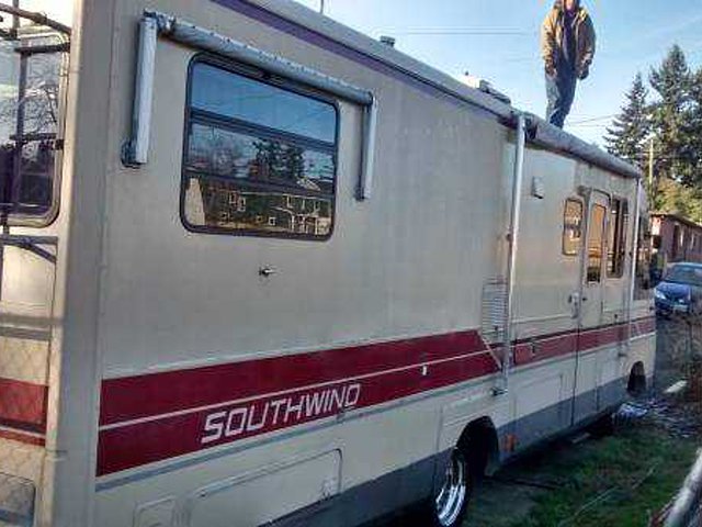 View RVs For Sale: 1988 Establishment Pinnacle,1988 Winnebago Itasca
