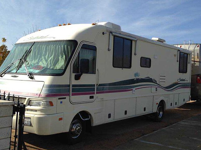 1995 Fleetwood Southwind Photo