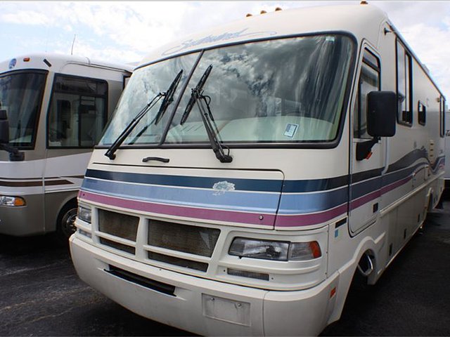 1995 Fleetwood Southwind Photo