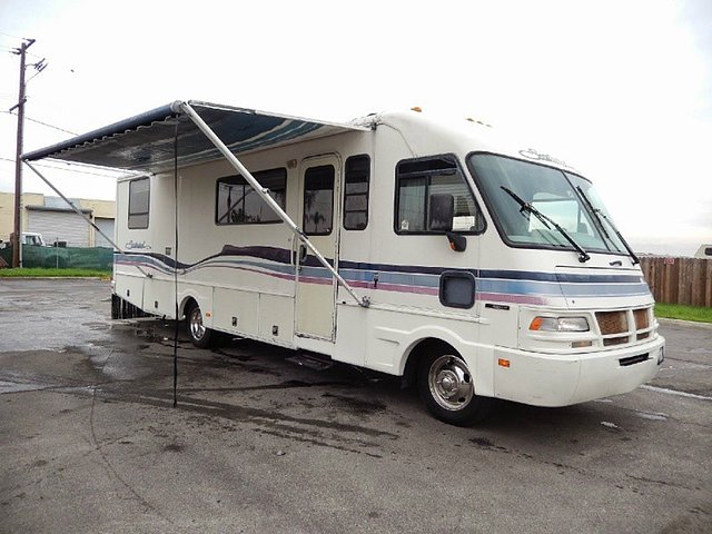 1995 Fleetwood Southwind Photo