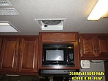 2004 Fleetwood Southwind Photo #16