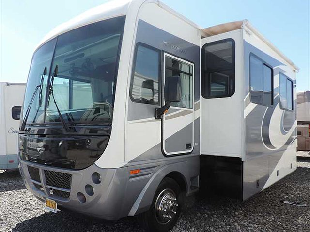 2006 Fleetwood Southwind Photo