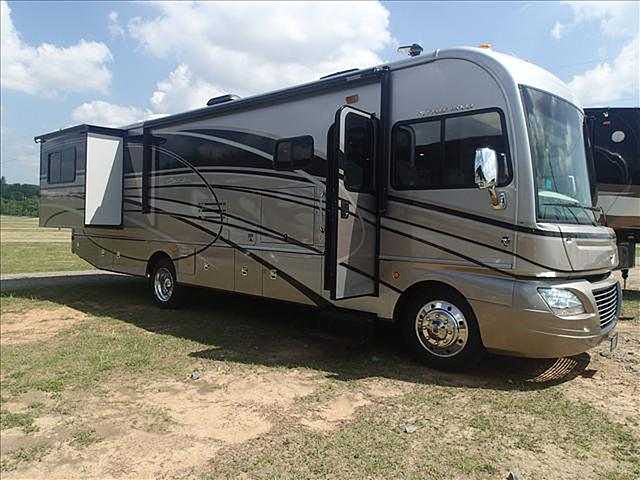 2015 Fleetwood Southwind Photo