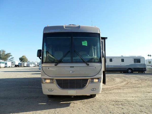 2008 Fleetwood Southwind Photo