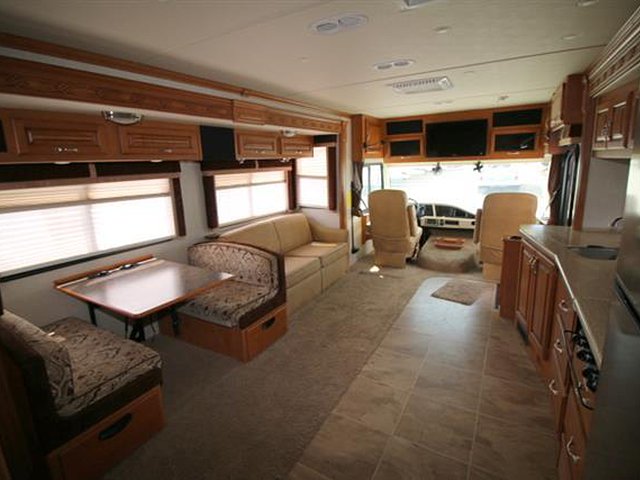 2011 Fleetwood Southwind Photo