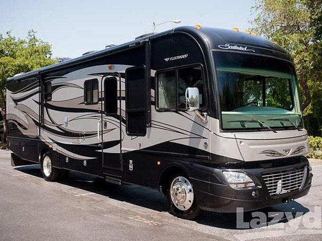 2012 Fleetwood Southwind Photo