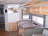 2003 Fleetwood Southwind Photo #4