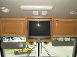 2004 Fleetwood Southwind Photo #9