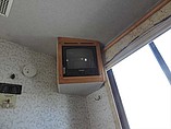 1999 Fleetwood Southwind Photo #35