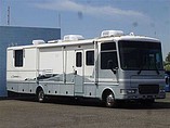 2000 Fleetwood Southwind Photo #3