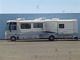 2000 Fleetwood Southwind Photo #4