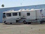 2000 Fleetwood Southwind Photo #5