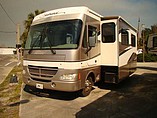 2002 Fleetwood Southwind Photo #2
