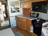 2000 Fleetwood Southwind Photo #10