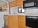 2000 Fleetwood Southwind Photo #11