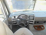 2002 Fleetwood Southwind Photo #11