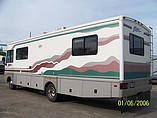 1999 Fleetwood Southwind Photo #2